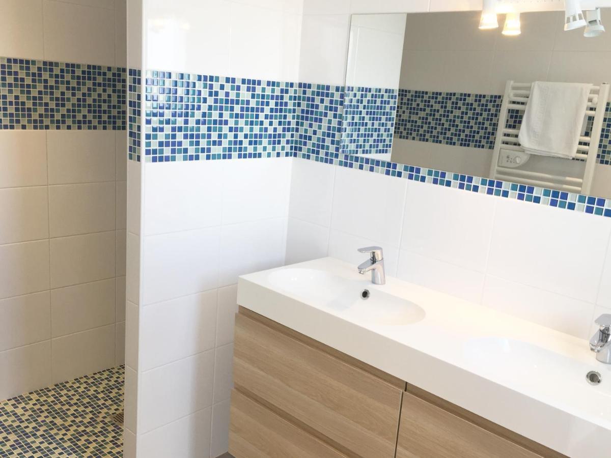 Hotel Le Square Saint-Pierre-d'Oleron Dış mekan fotoğraf