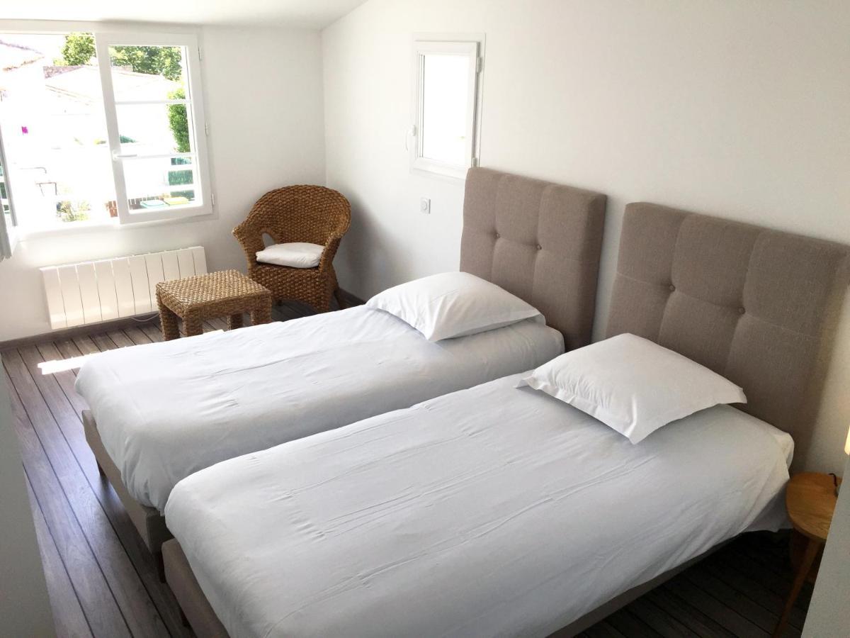 Hotel Le Square Saint-Pierre-d'Oleron Dış mekan fotoğraf
