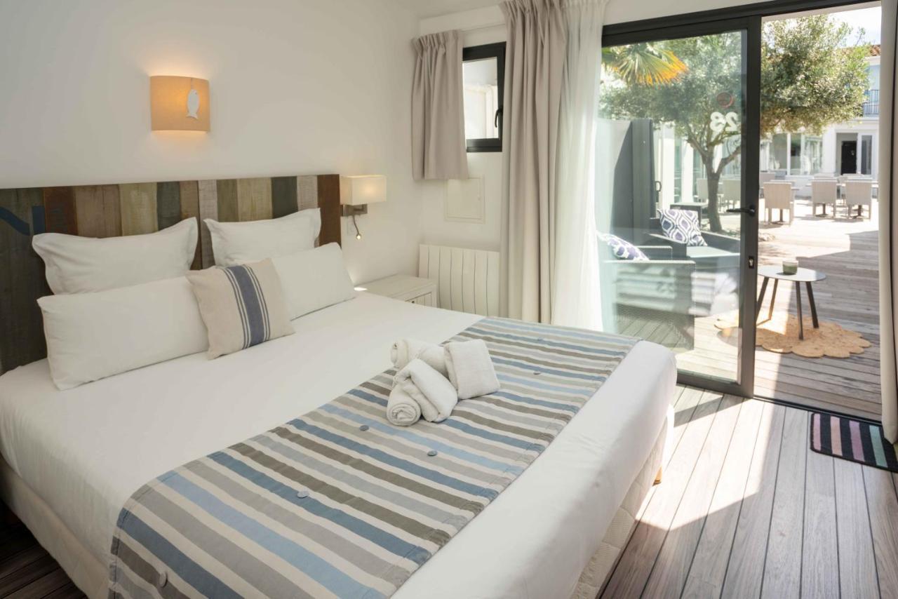 Hotel Le Square Saint-Pierre-d'Oleron Dış mekan fotoğraf