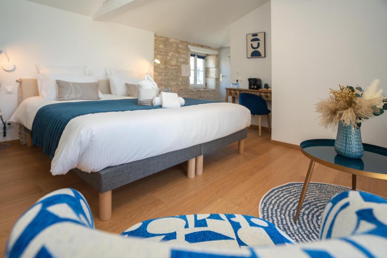 Hotel Le Square Saint-Pierre-d'Oleron Dış mekan fotoğraf