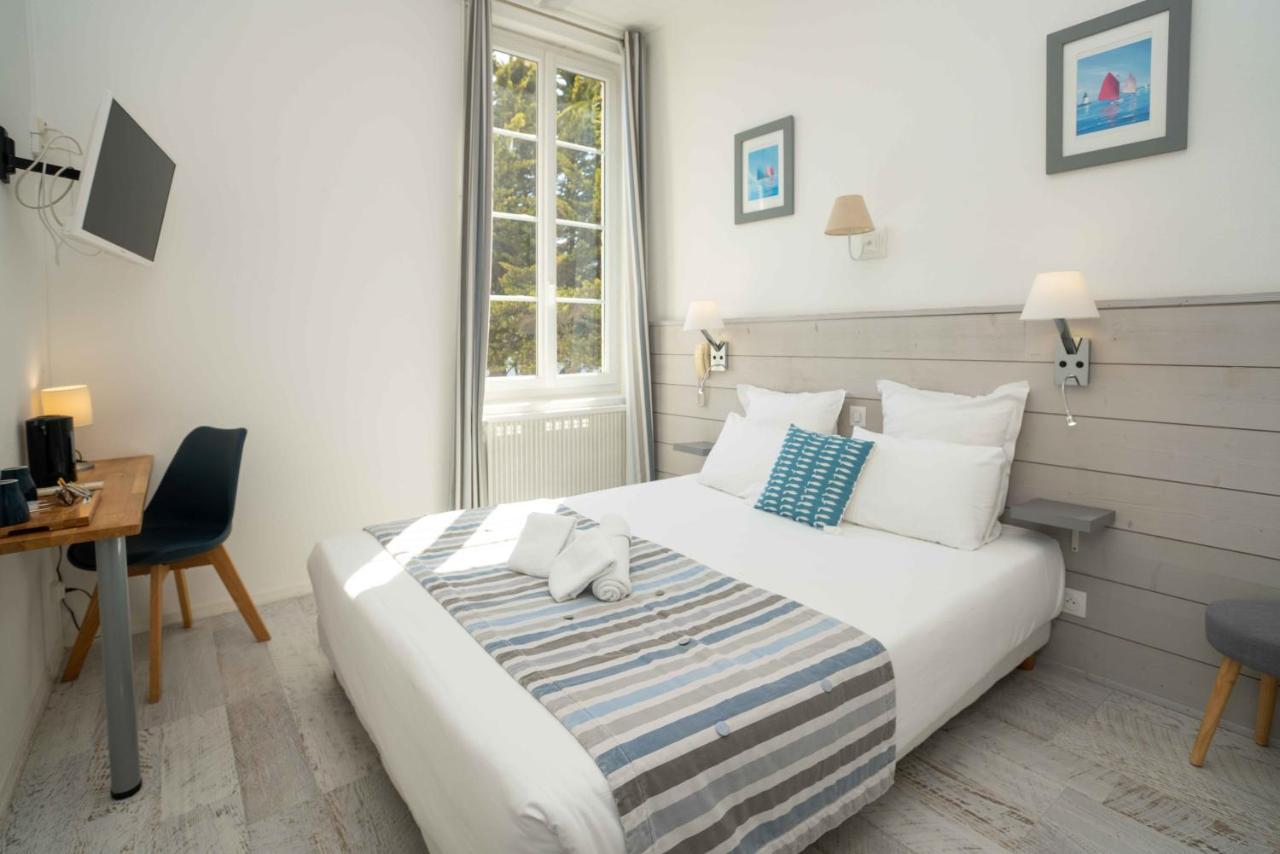 Hotel Le Square Saint-Pierre-d'Oleron Dış mekan fotoğraf