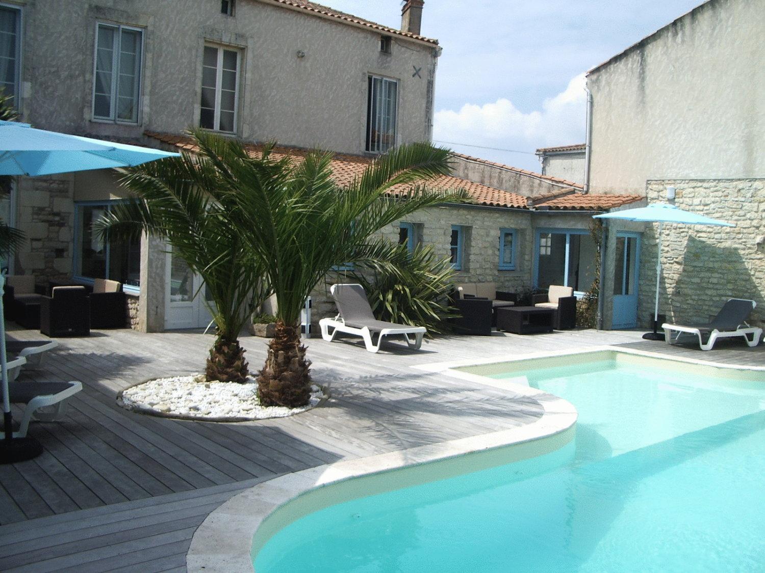 Hotel Le Square Saint-Pierre-d'Oleron Dış mekan fotoğraf